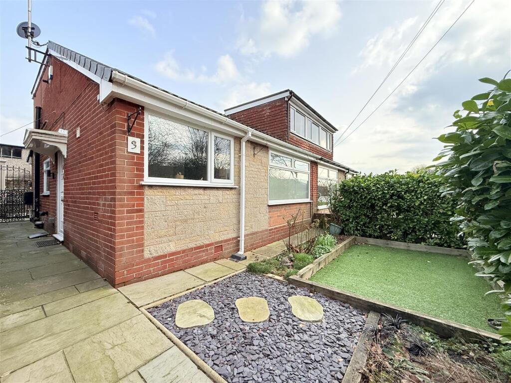 2-bed semi-detached on Station Road, Mossley, £275,000