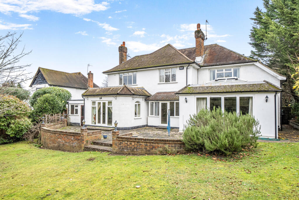 Main image of property: The Ridgeway, Fetcham, KT22