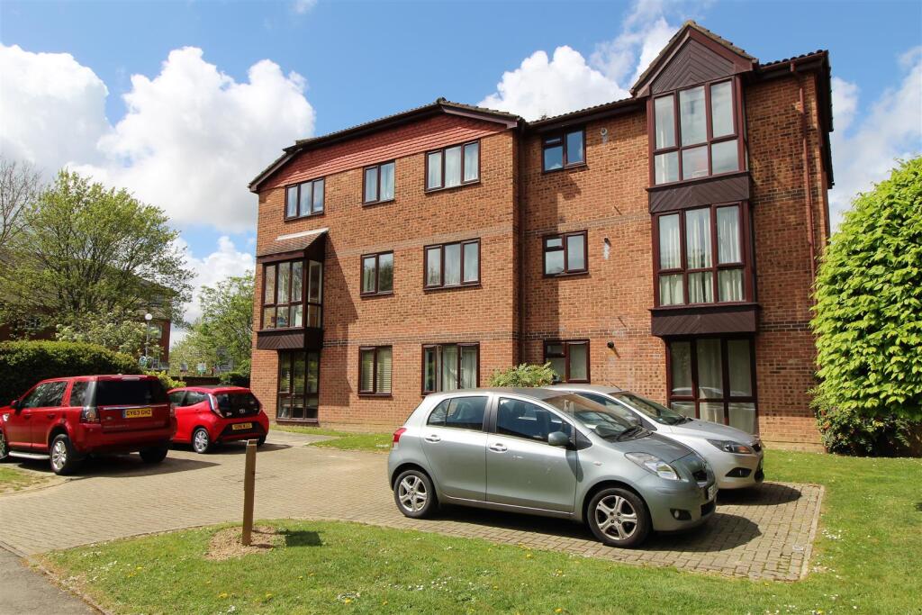 Main image of property: Tanyard Close,,Horsham