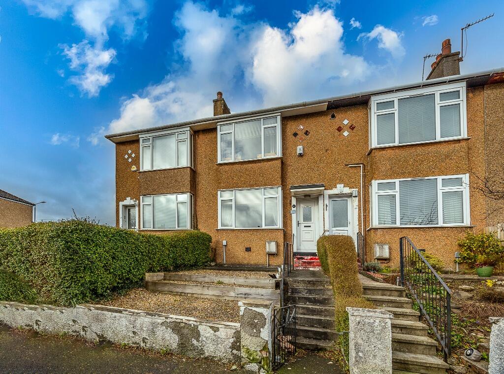 Main image of property: The Oval, Clarkston, Glasgow, G76