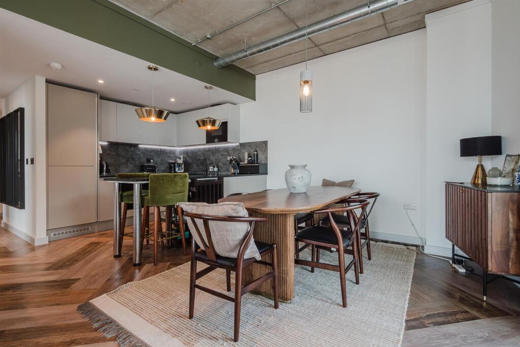 Apartment in Manchester - View 4