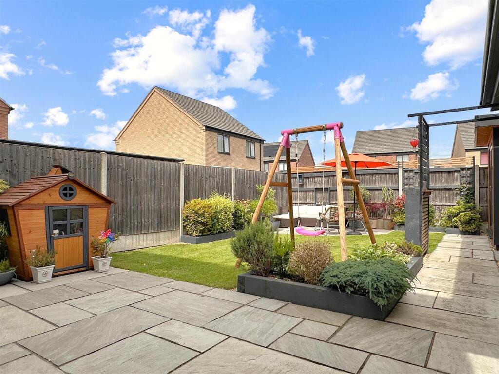 House in Newark and Sherwood, Collingham - View 3