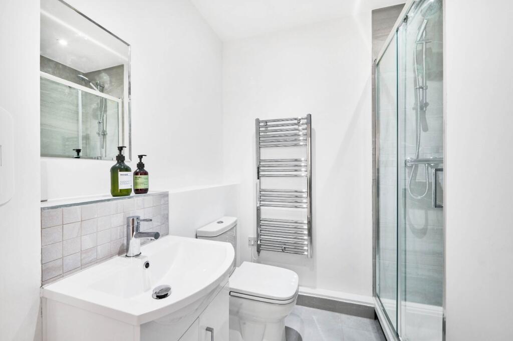 Apartment in London - More