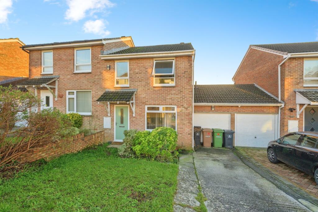 Main image of property: Yealmpstone Close, Plymouth