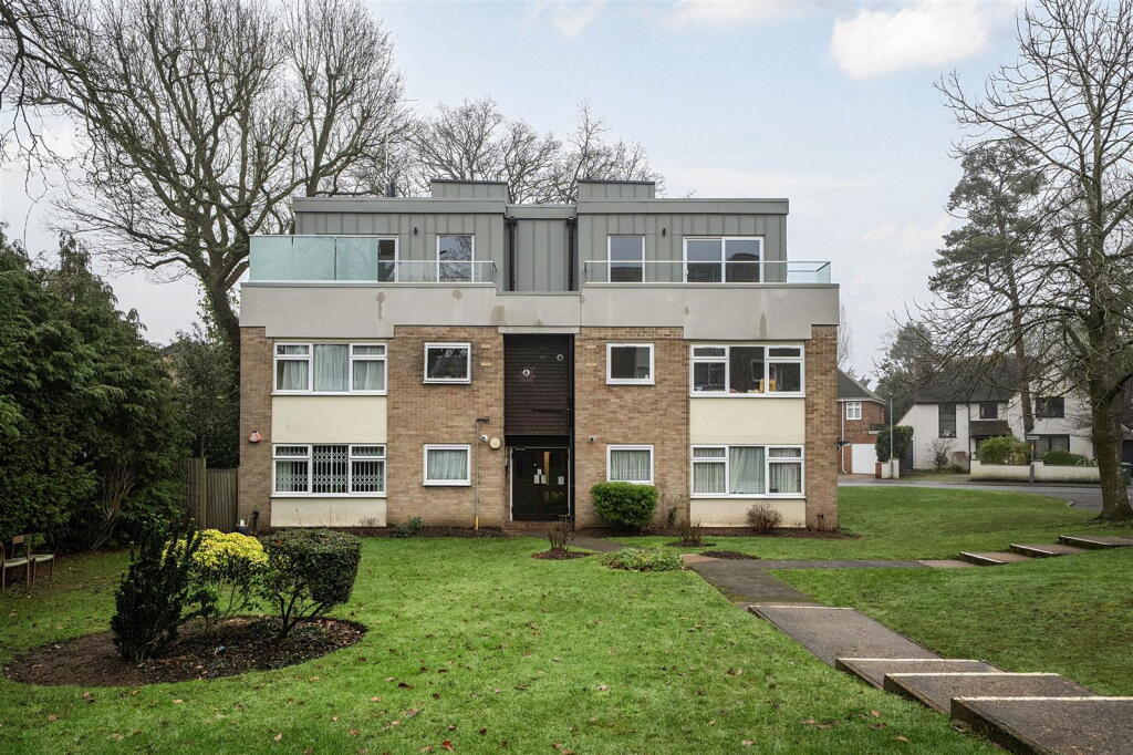 Main image of property: The Rutts, Bushey Heath, Bushey
