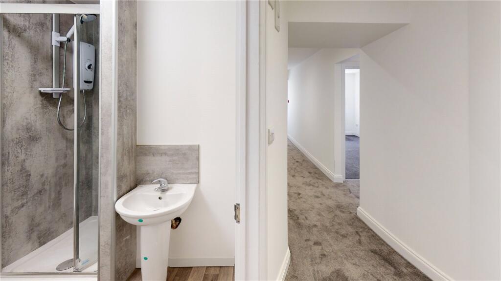 Apartment in Bristol - View 4