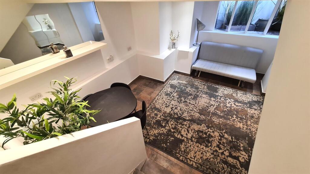 Main image of property: Archway Road, Highgate, N6