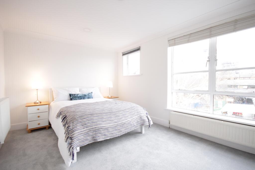 Main image of property: Hermitage Wall, Tower Hamlets, E1W