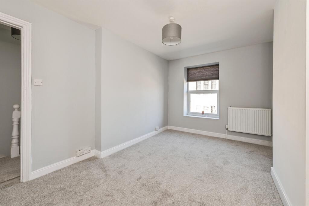 Additional image 4 of Whitcliffe Road, CLECKHEATON