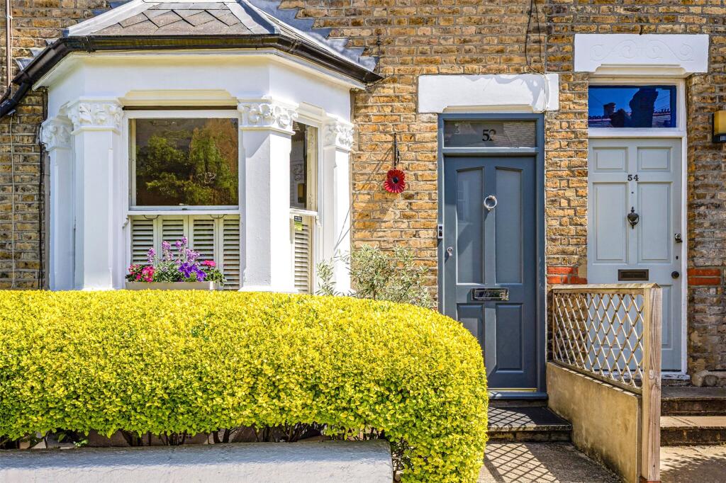 House in Twickenham - View 4
