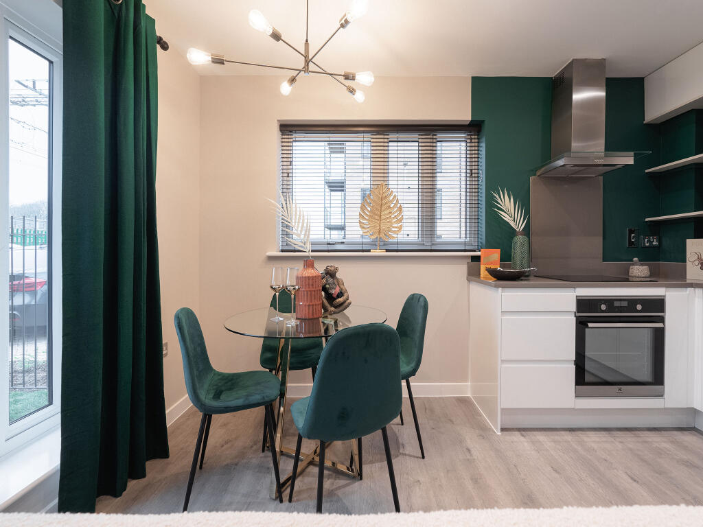 Apartment in Chester - More