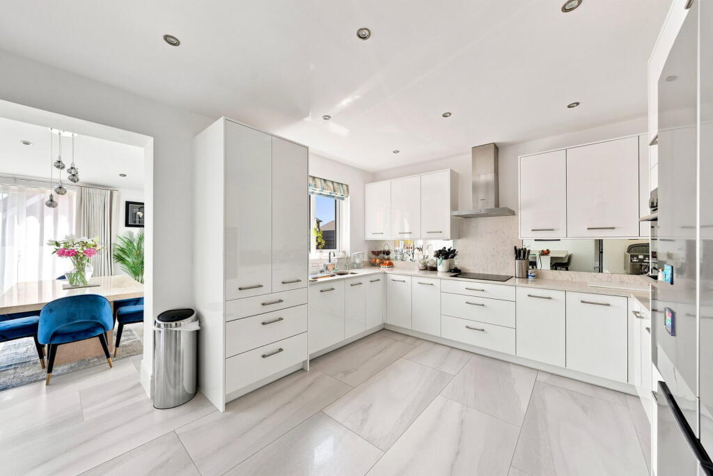 House in Tyldesley, Mosley Common - View 5