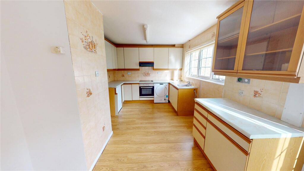 House in Thurrock, Essex - More