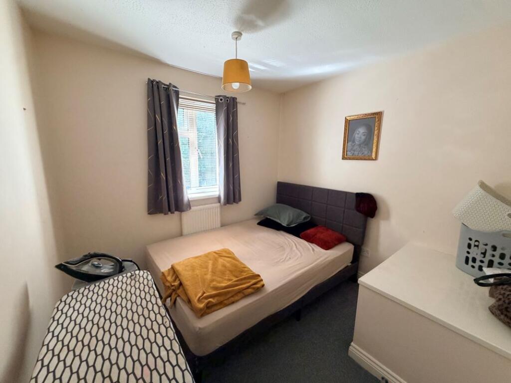 Main image of property: 54 Paynesholm, Peterborough, Cambridgeshire, PE4 7BQ