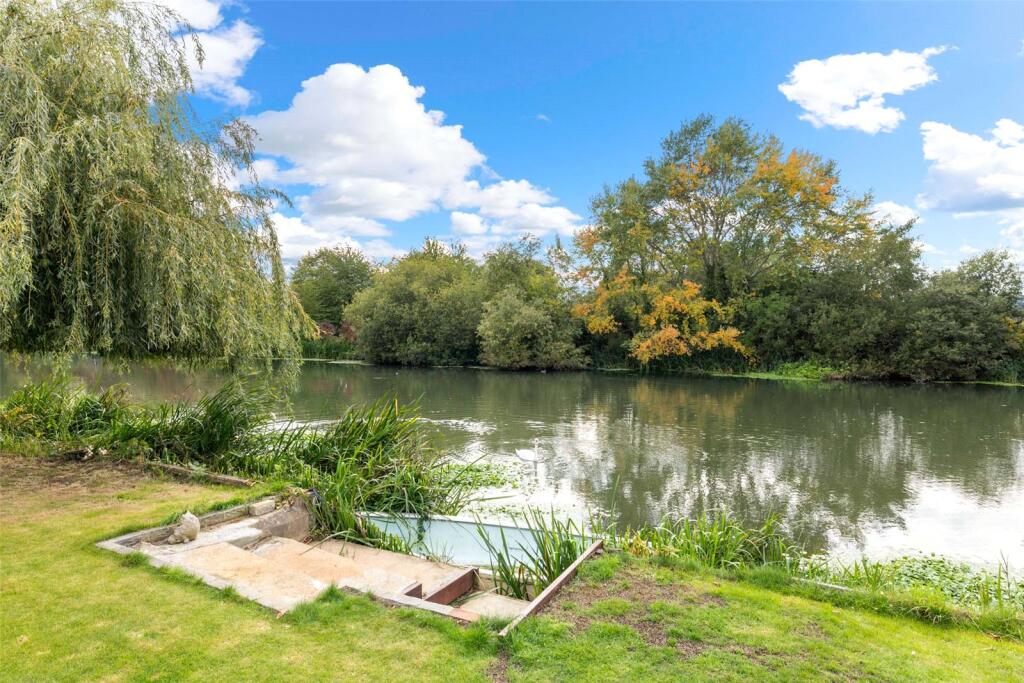 Pelhams Walk, Esher, KT10 – pohled 3