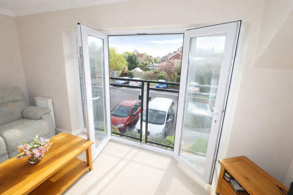Apartment in Havant, Hampshire - View 4