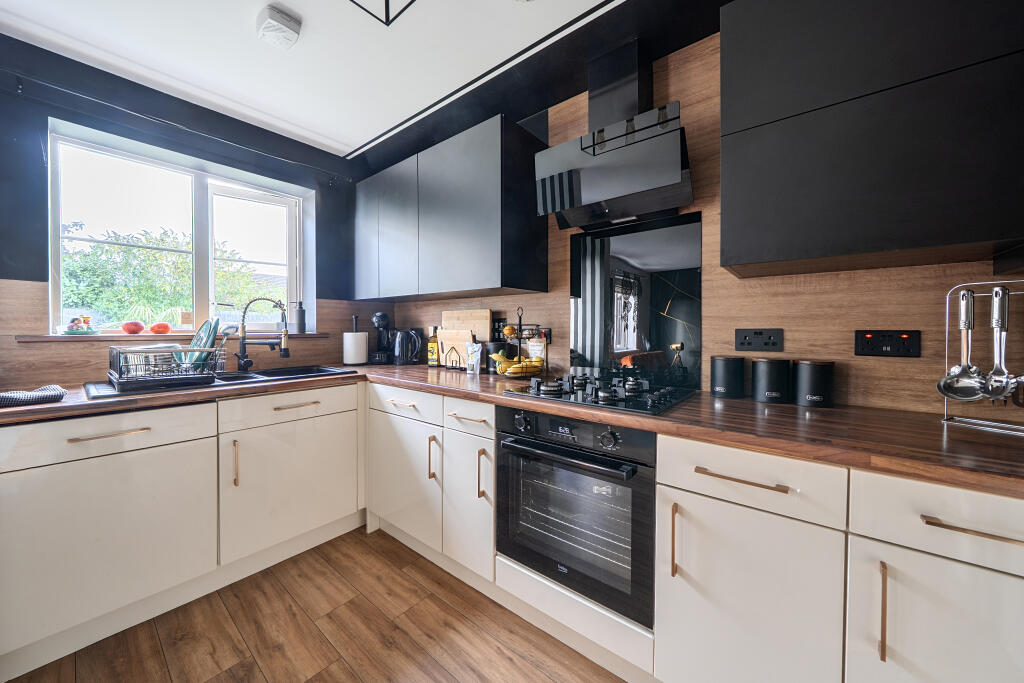 House in Huntingdonshire, Earith - View 3