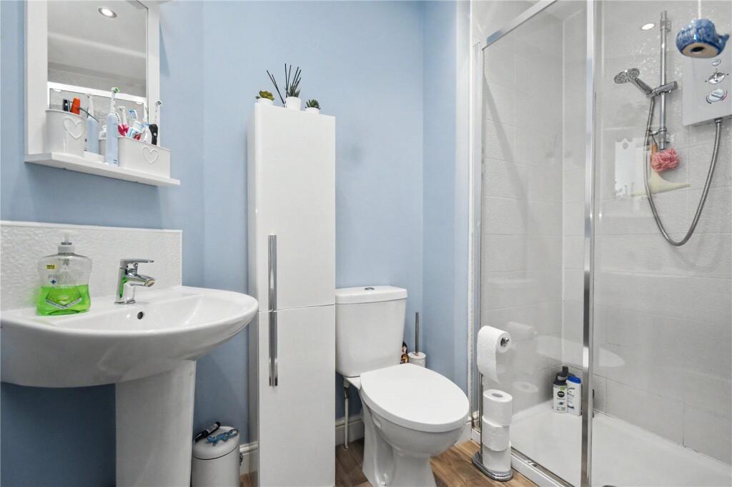 House in Wakefield - View 4
