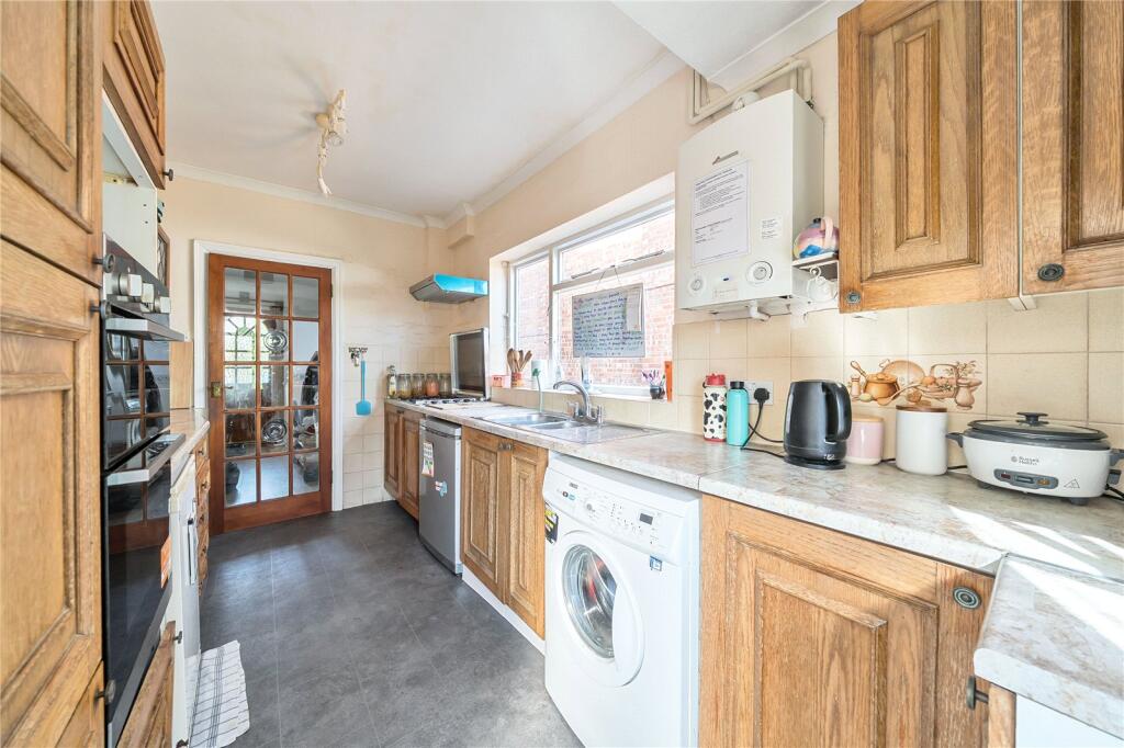 House in Guildford - View 3