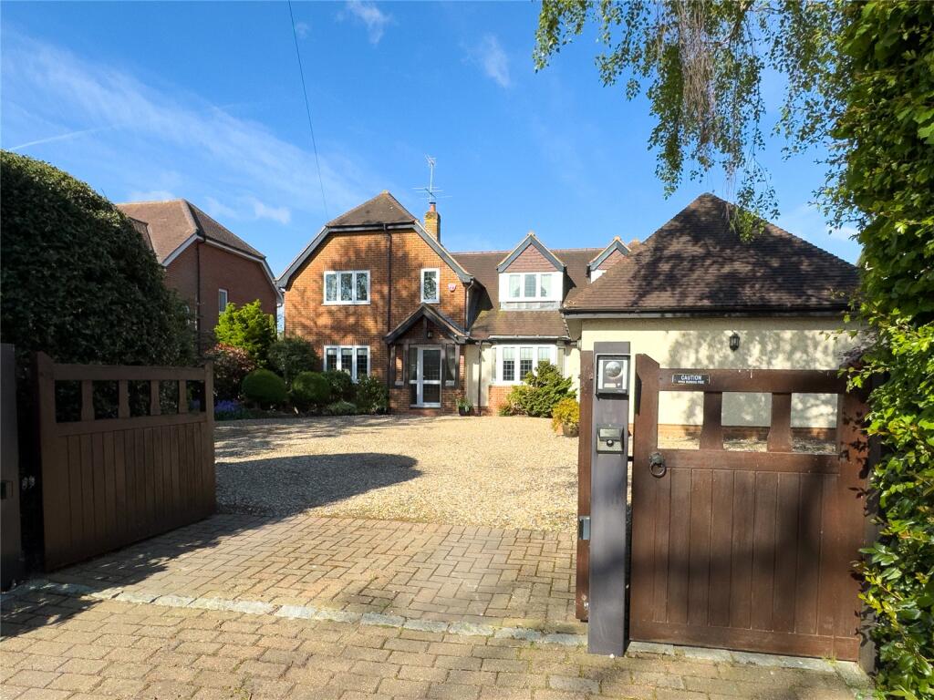 House in Reading - More