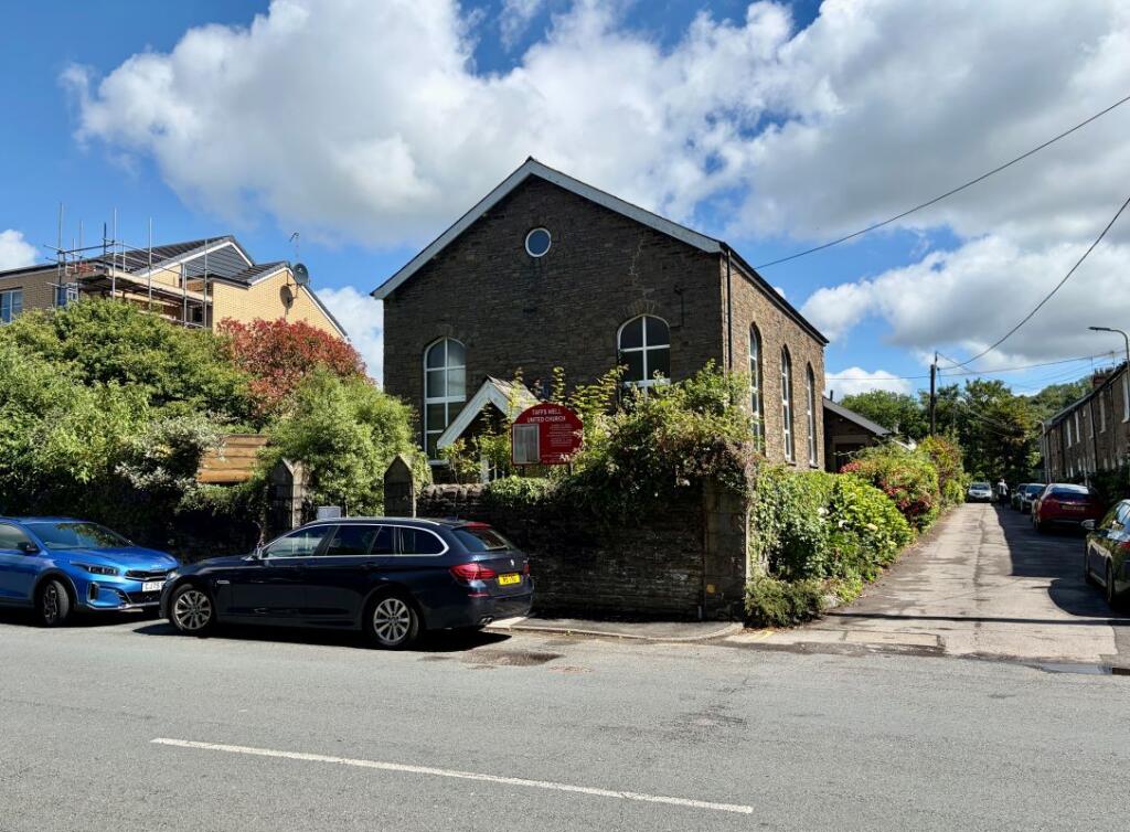 Main image of property: Taffs Well United Church, Cardiff Road, Taffs Well, Cardiff, CF15 7RE