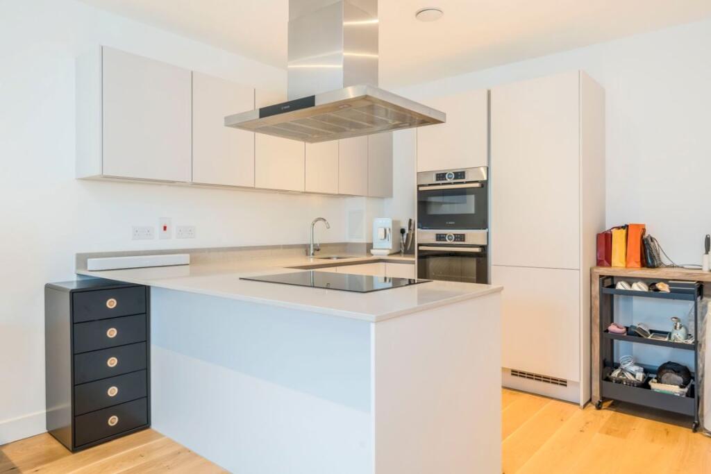 Apartment in London - View 3