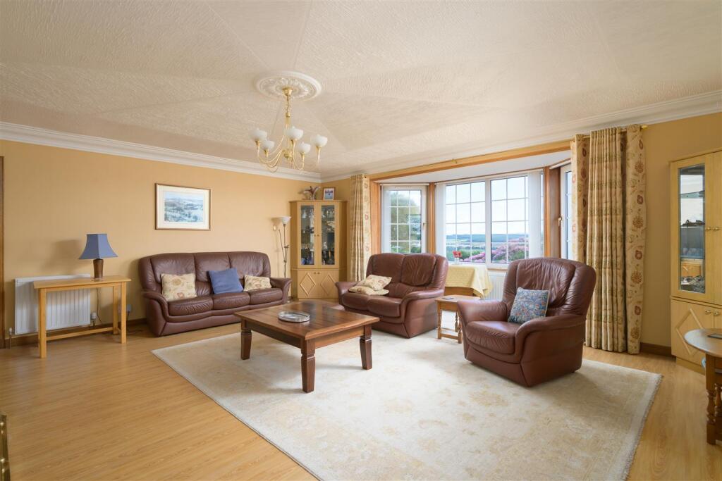 House in Perth - View 4