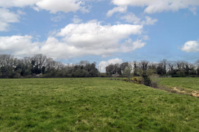 Land for sale in Ufton Nervet, Reading.