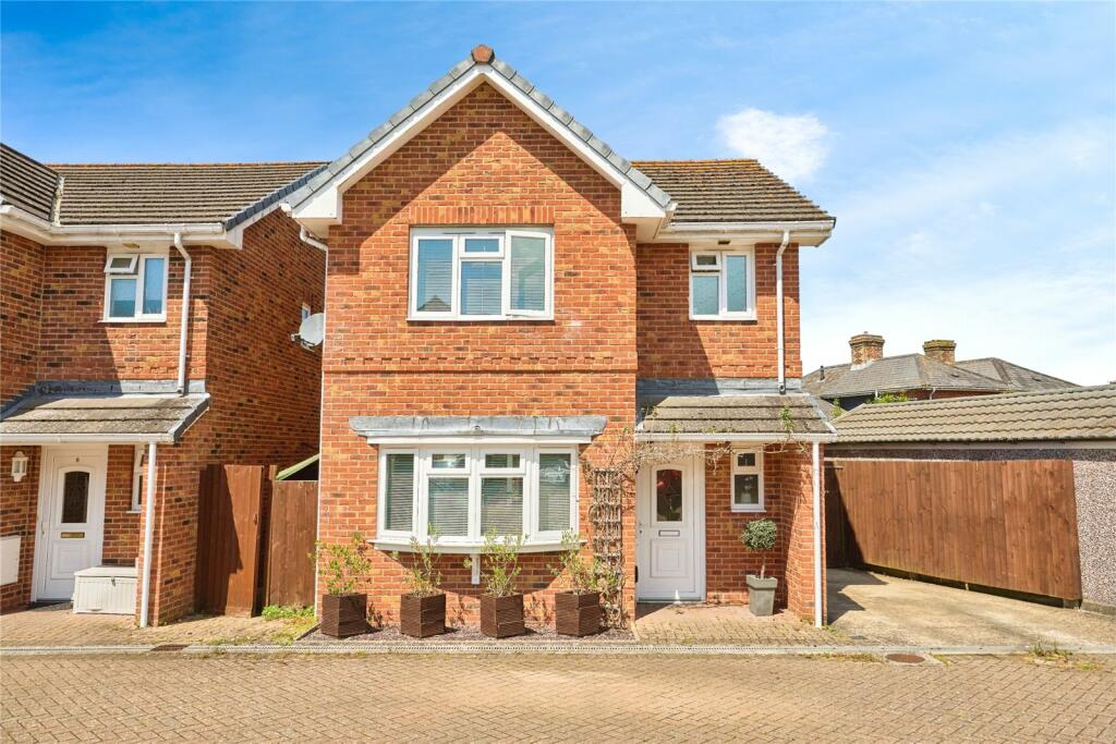 Main image of property: St. Leonards Close, Ryde, Isle of Wight, PO33