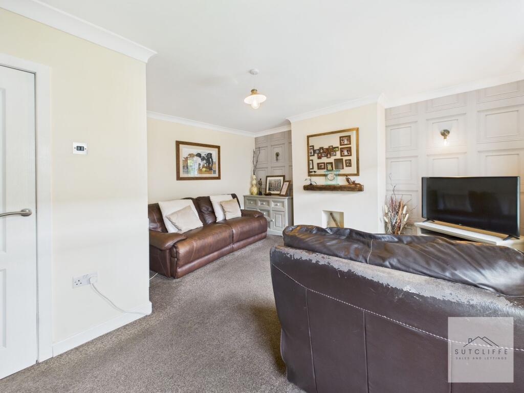 Parlick Road, Garstang, PR3 - View 4