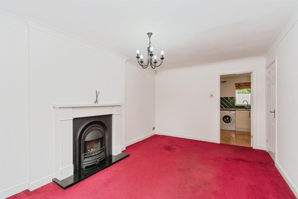 House in Wakefield - View 4