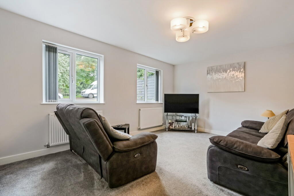 Stannington Road, Sheffield, S6 5QQ photo 4