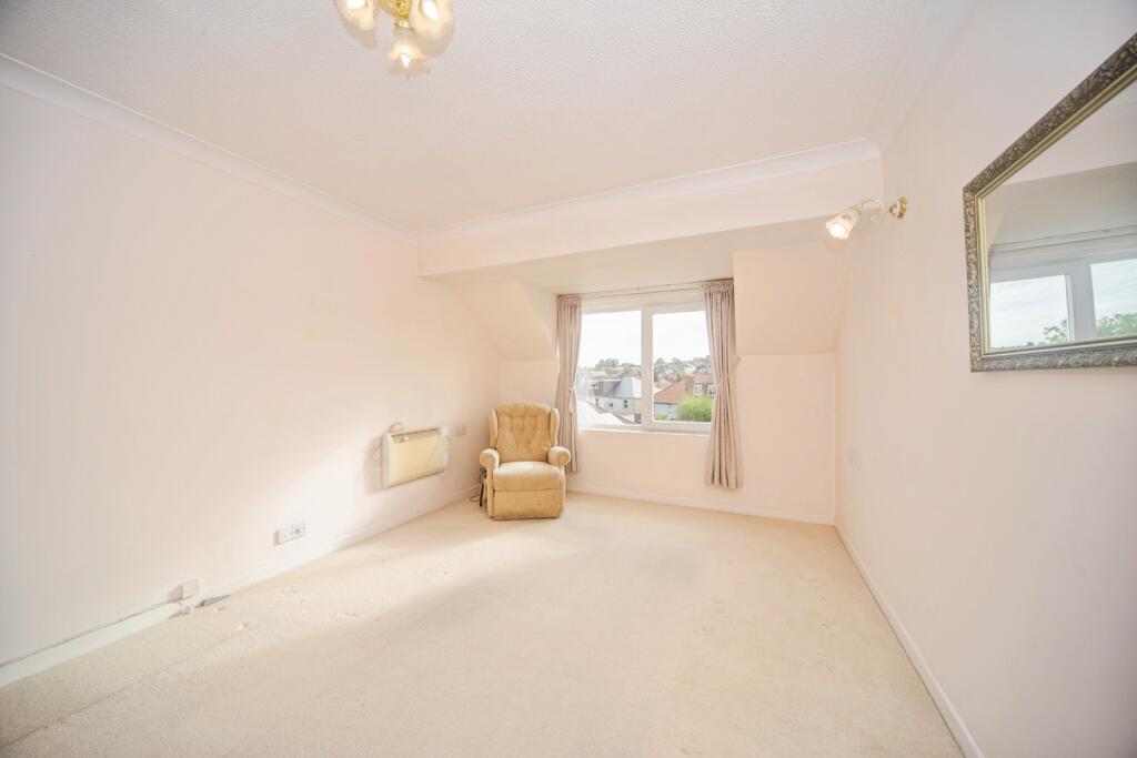 Apartment in Southampton - View 2