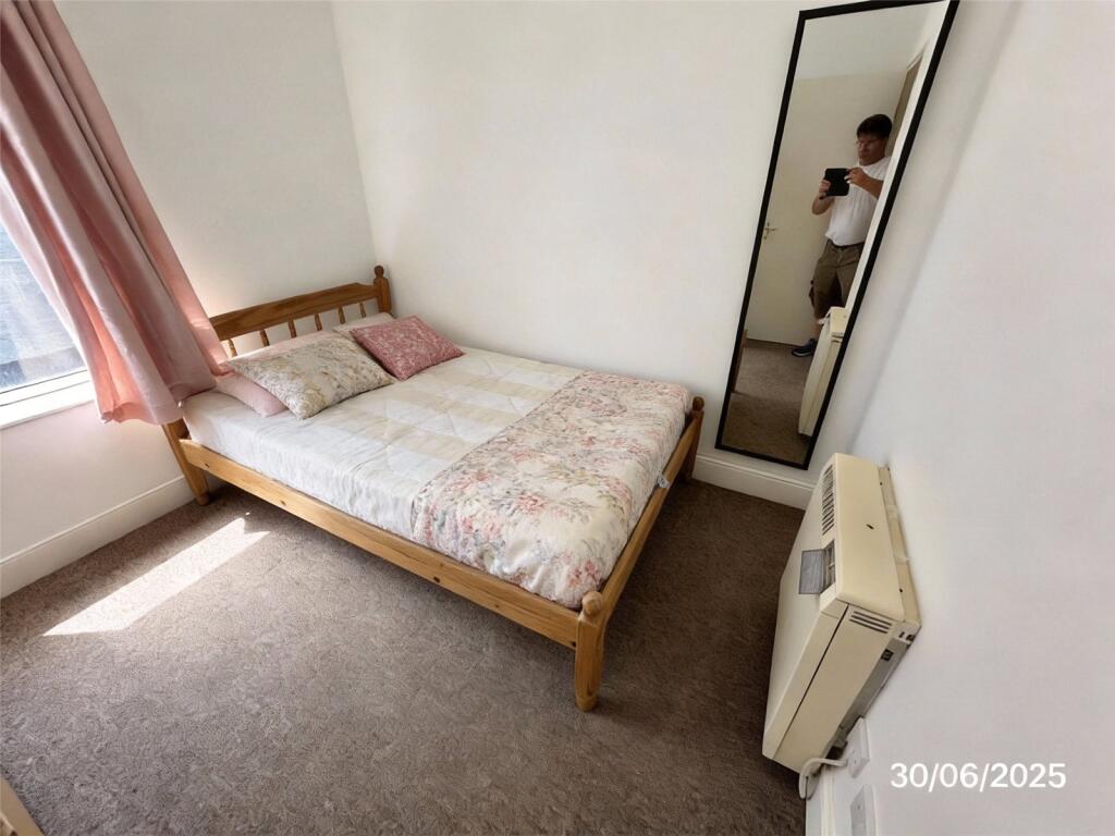 Main image of property: Cheltenham Road, Cotham, Bristol, BS6