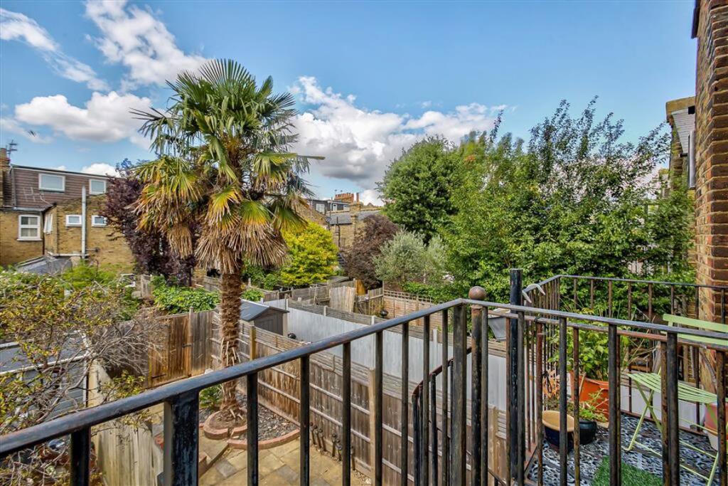 Apartment in London - View 4