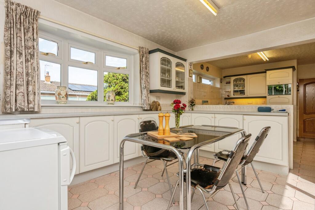 Highgate Close, Kidderminster, Worcestershire, DY11 - Widok 4