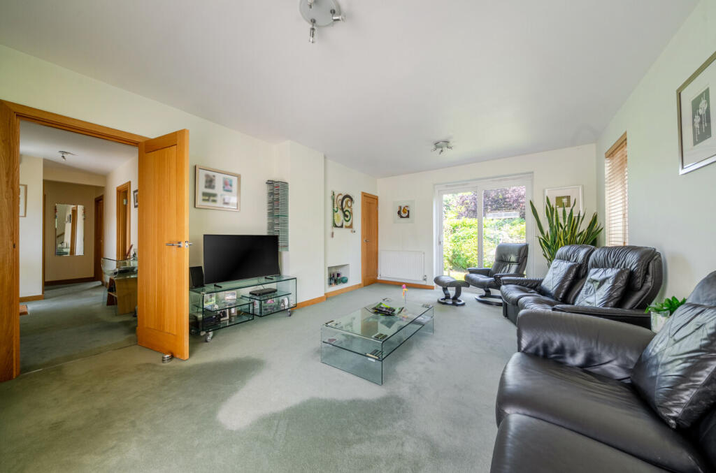 Lancaster Close, Bromley, BR2 photo 3