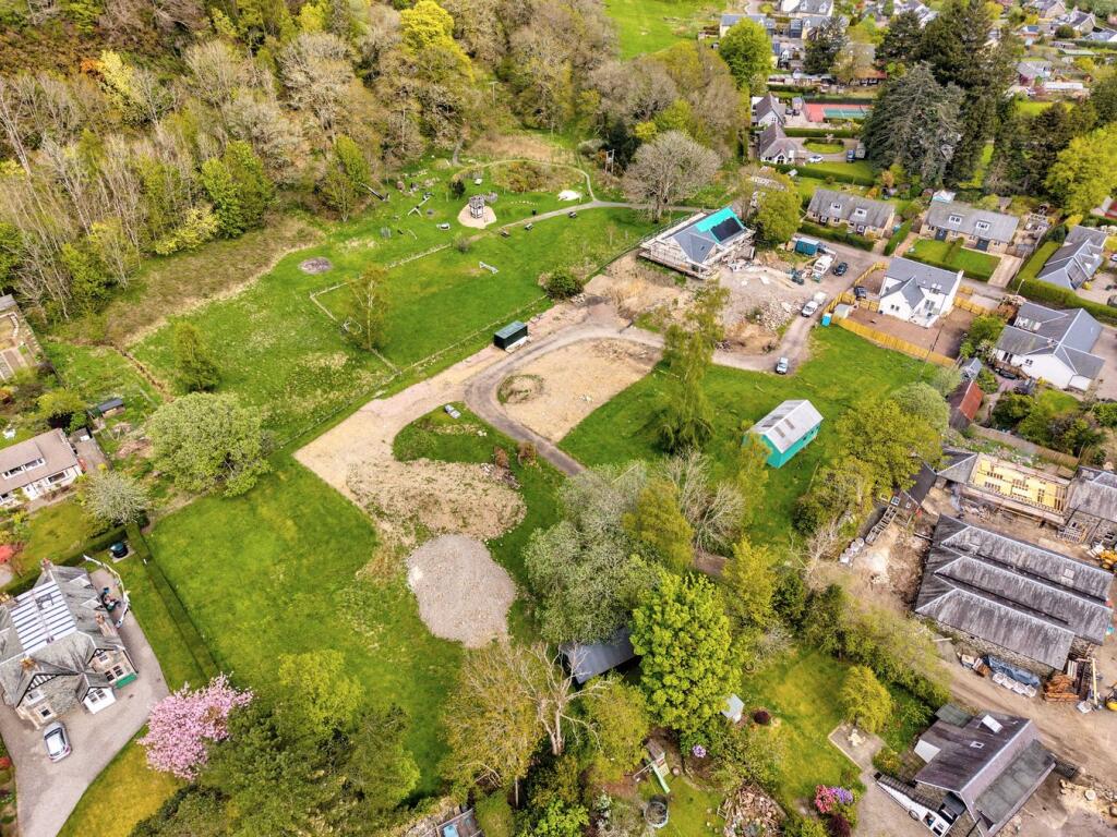 Shoemakers Lane, St Fillans, Crieff, PH6 - More