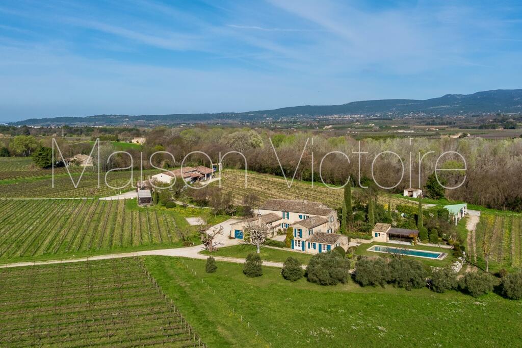 Main image of property: Provence-Alps-Cote d`Azur, Vaucluse, Ménerbes