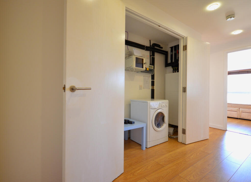 Apartment in London - View 4