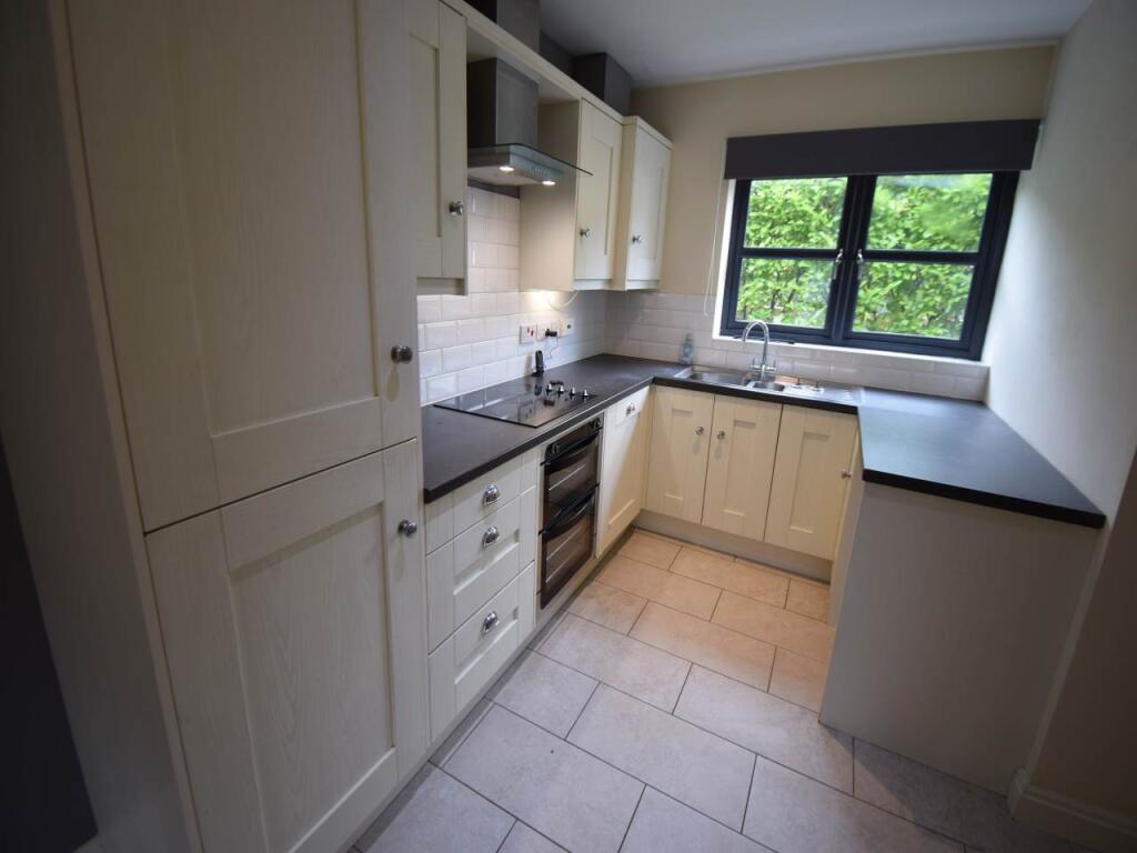 House in Crewe - View 3