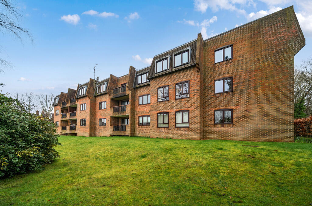 Main image of property: Romley Court, Farnham, Surrey, GU9