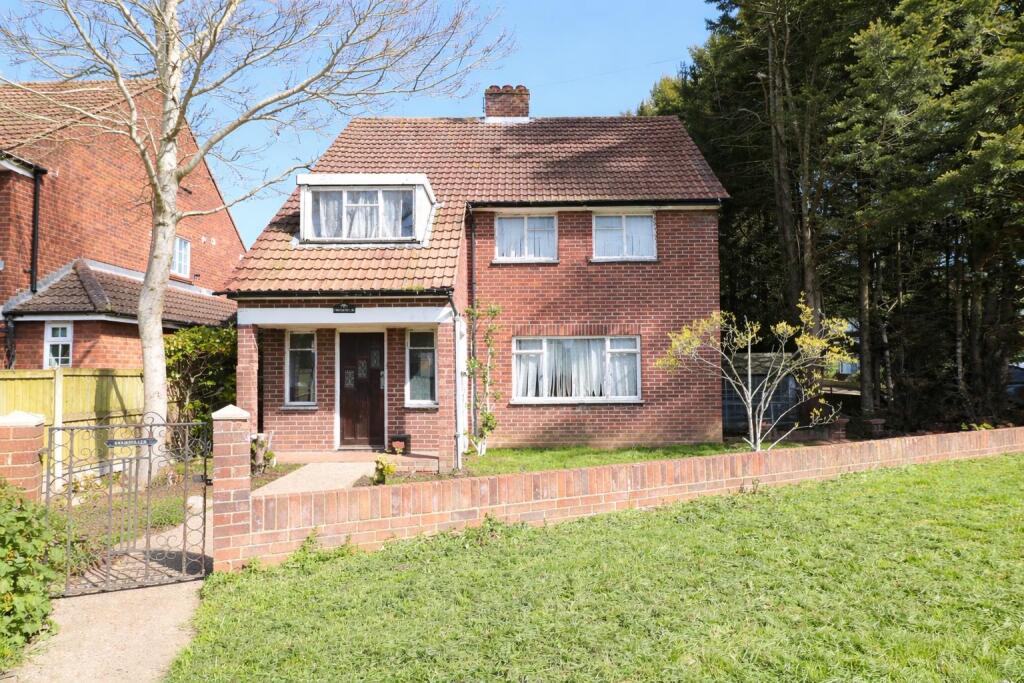Maldon Road, Hatfield Peverel, Chelmsford photo 4