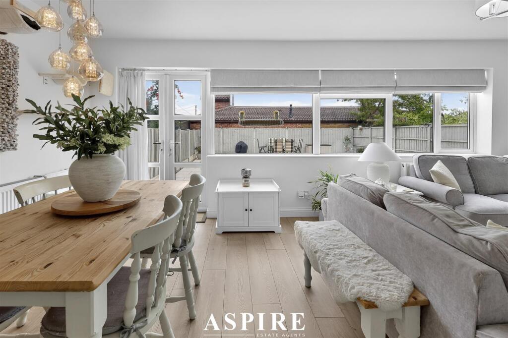 House in Southend-on-Sea - View 5