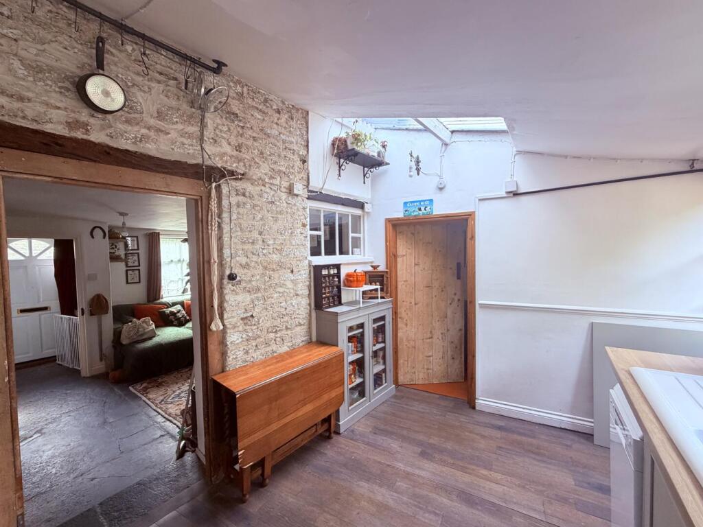 Additional image 4 of Vine Street, Templecombe