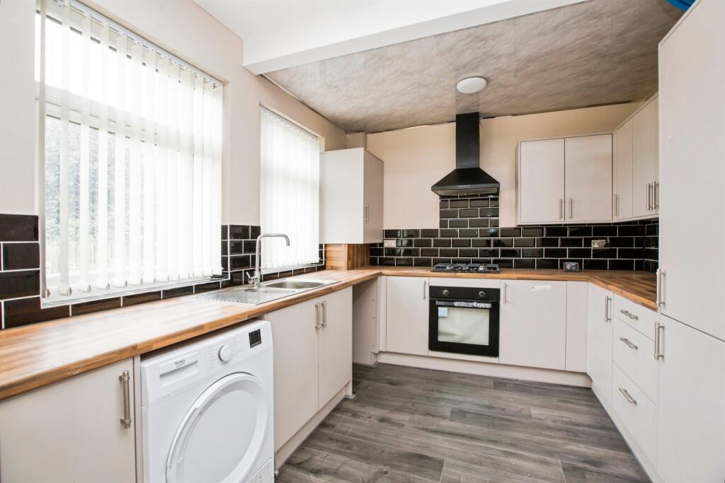 Main image of property: Grove Park, HALIFAX