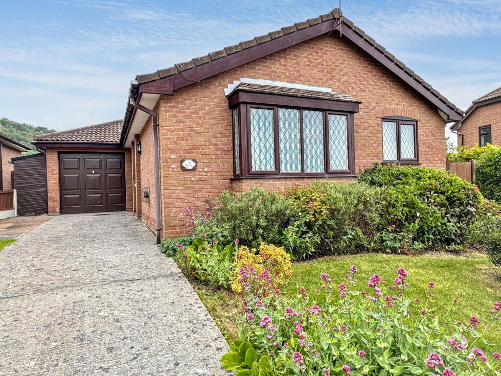 Main image of property: Lon Heulog, Abergele, Conwy, LL22 8QH