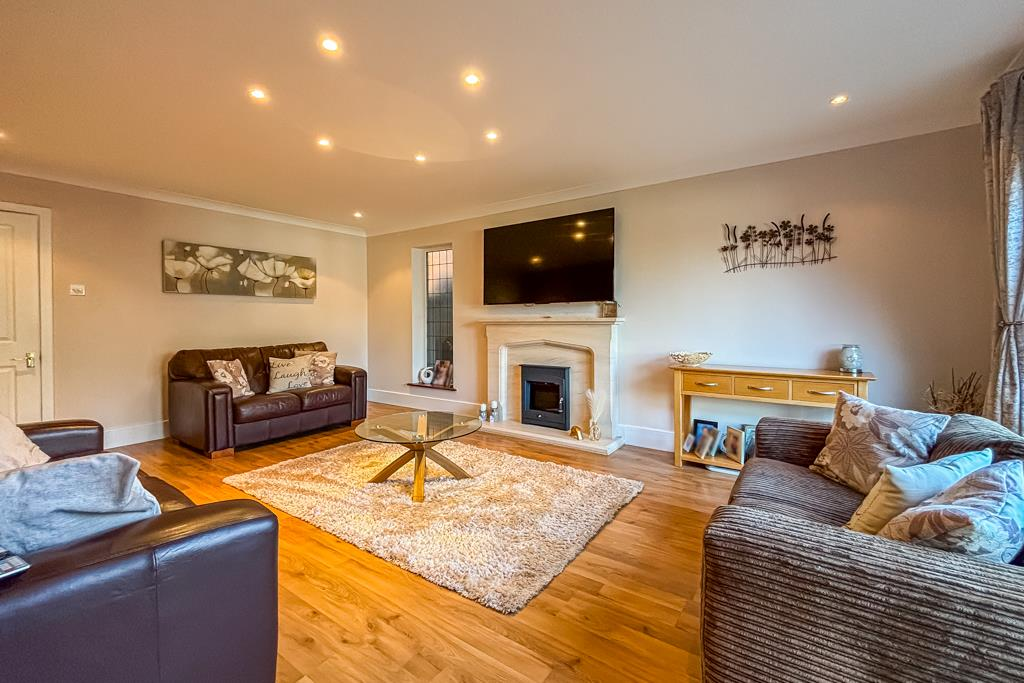 Rayleigh Avenue, Leigh-on-Sea photo 3
