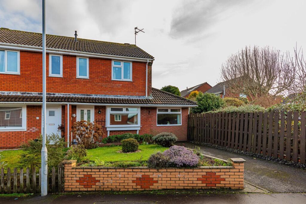 Main image of property: Cwm-Dylan Close, Bassaleg,