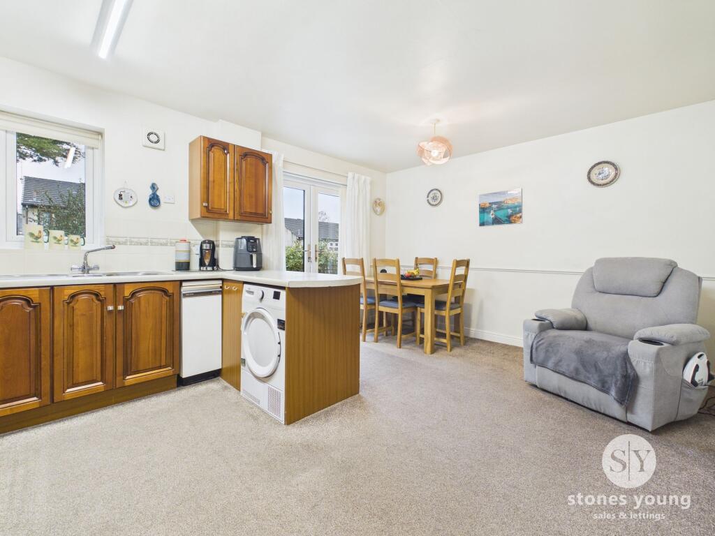 House in Ribble Valley, Clitheroe - More